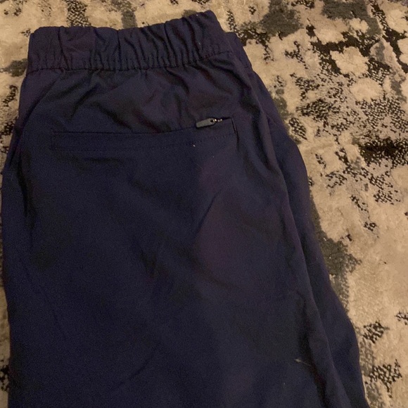 REI water proof pants 32 by 32 - Picture 4 of 6